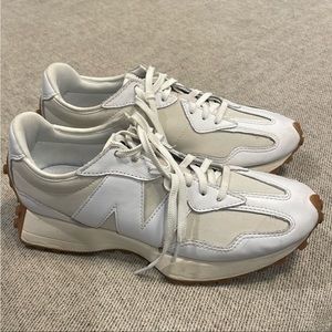 327 Reflection/White Sneakers